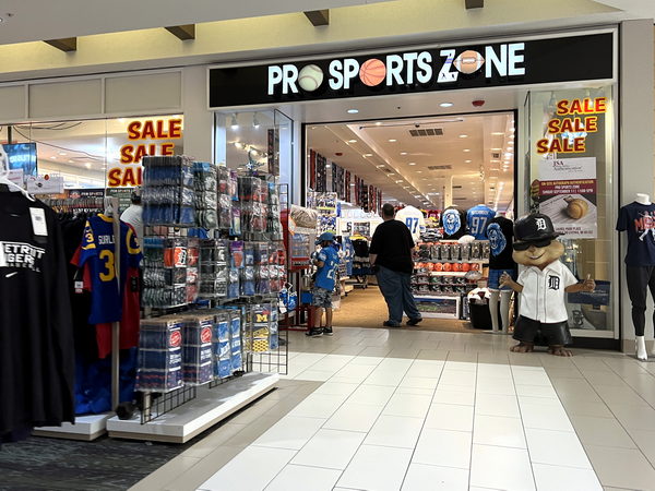 Laurel Park Place - July 23 2022 (newer photo)